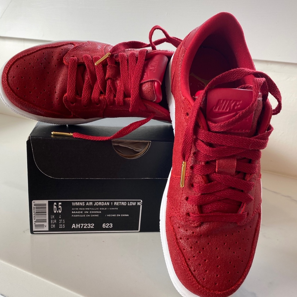 Air Jordan 1 Retro Low NS Metallic Red